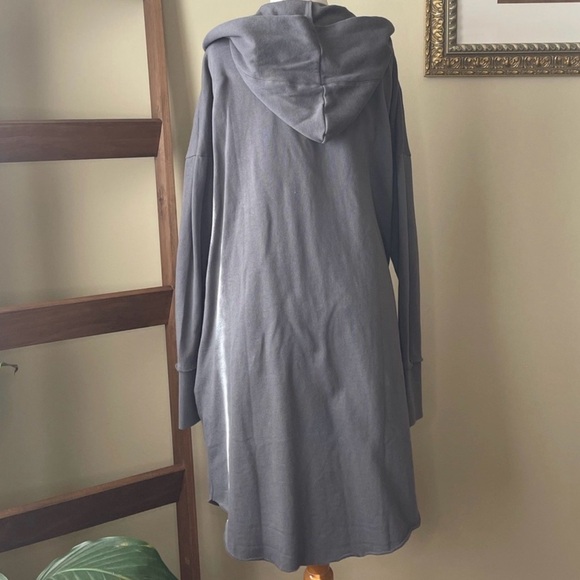 Mono B charcoal gray hooded open front cardigan with pockets - Picture 2 of 5